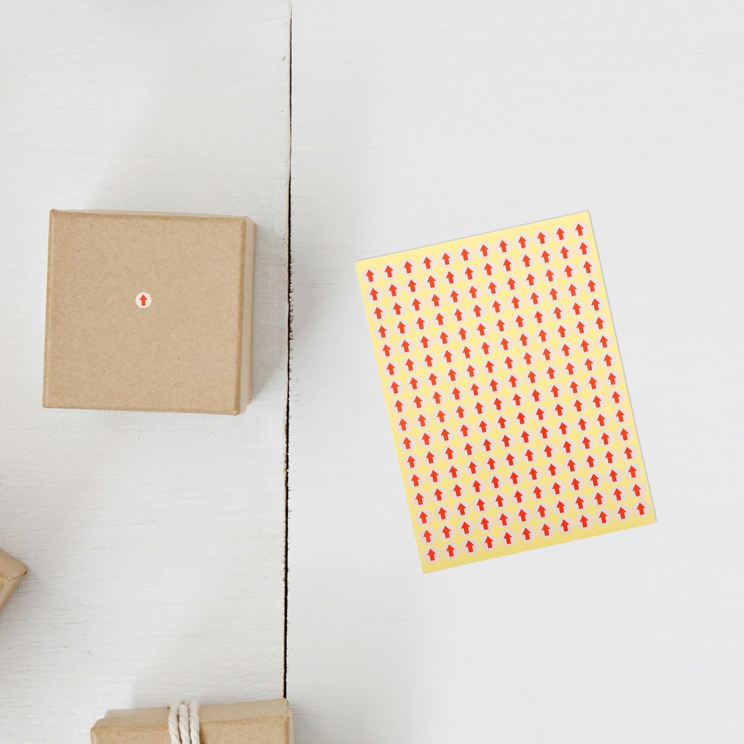HOMSFOU 15Sheets Self Adhesive Arrow Sticky Labels for Daily Use Inspection Stickers Easy Peel Apply Material Highly Visible Marking