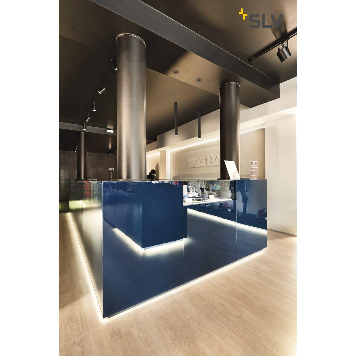 SLV Pendelleuchte HELIA 40 / Wohnzimmer-Lampe, Innen-Beleuchtung, Hänge-Leuchte Esszimmer, LED, Decken-Leuchte / IP20 3000K 9W 700lm schwarz 30Grad