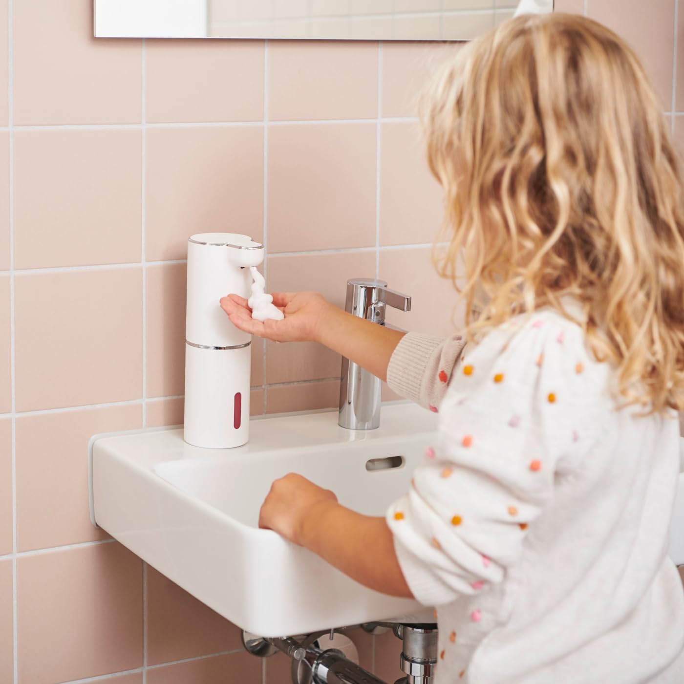 Betty Bossi - Schaumseifenspender mit Sensor 25965 – Hygienischer Automatischer Seifenspender für Schaumseife – Sensorbetrieb für berührungsfreies Dosieren – Ideal für Küche, Bad & Gäste-WC