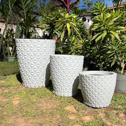 Kit 3 Vasos Decorativos para Plantas Coluna de Jardim Diamante 0 1 e 2 Cor: CINZA