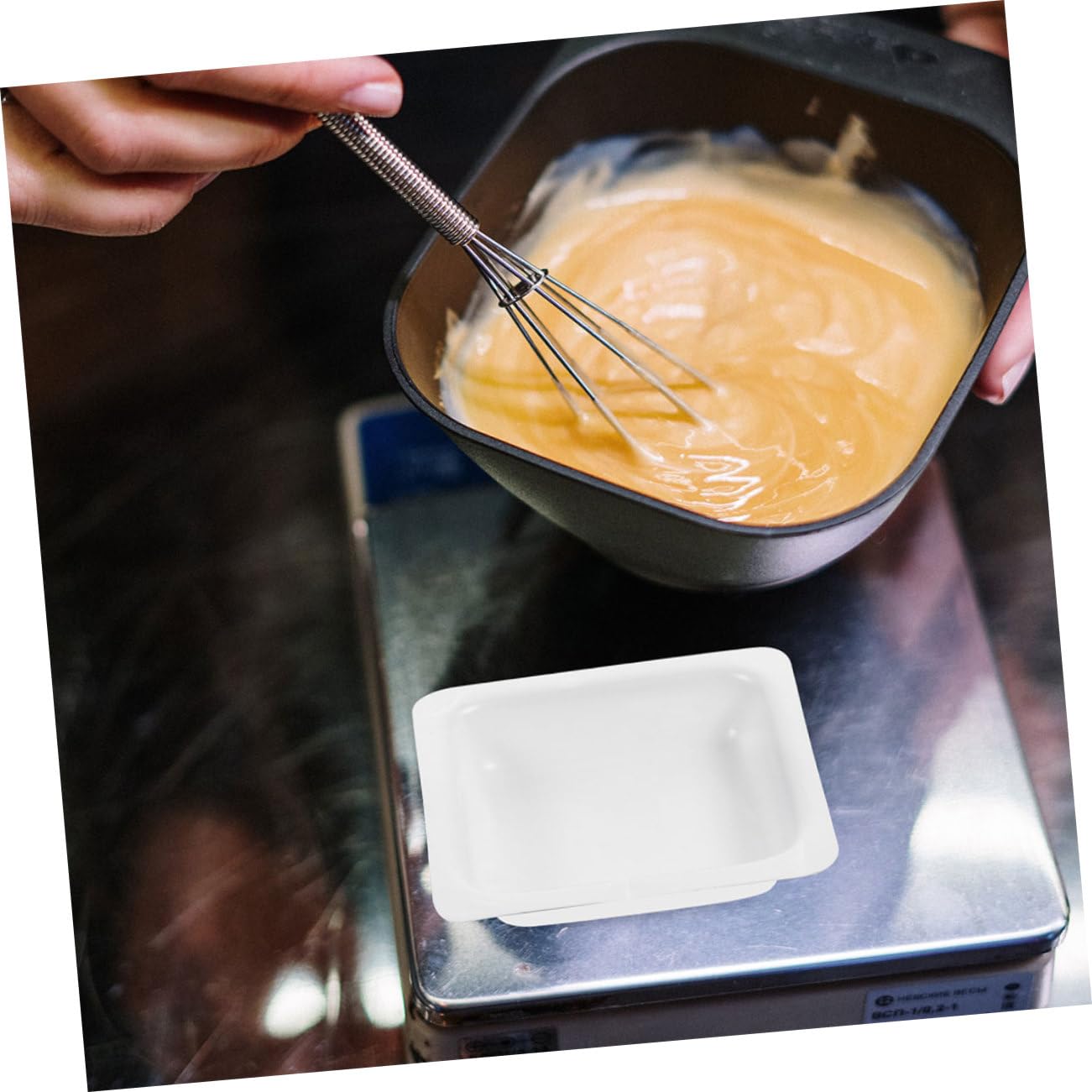 ULTECHNOVO 150pièces Récipients De Pesée Pour Laboratoire Plateaux à Peser Poudre Et Liquides Contenants De Mesure Précis