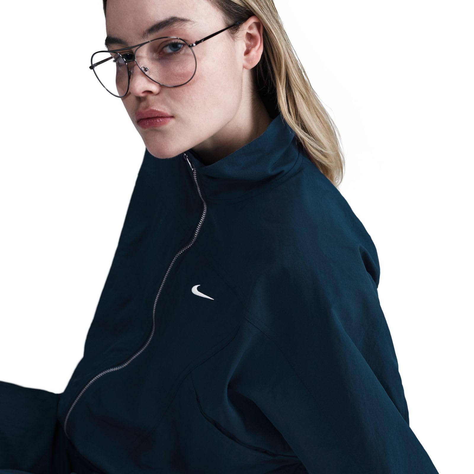 Nike Sportswear Everything Wovens Repel-Jacke mit UV-Schutz für Damen, HJ0999