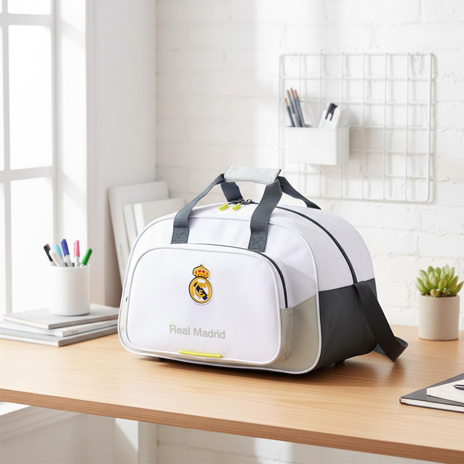Safta Mochila Real Madrid Gran Capacidad Y Respaldo Acolchado Licencia Oficial Resistente Niños, Jóvenes Y Adultos - Mochila Real Madrid Unisex niños