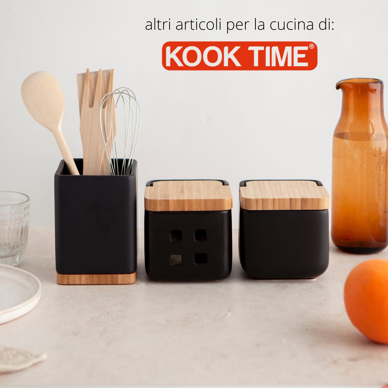 Porta sale grosso e fino, Barattoli sale per cucina o tavolo in ceramica con coperchio girevole in acrilico, Barattolo sale grosso e fino, Dimensioni 11,2 x 11,2 x 11,2 cm. Nero