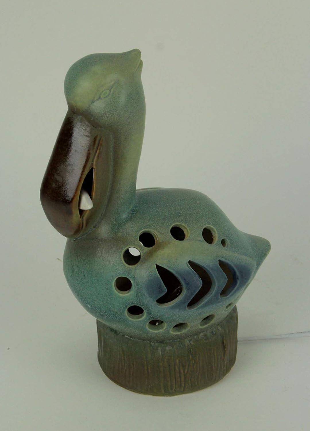 Mayrich Company Charming Porcelain Pelican Light with ON/Off Switch – Whimsical Coastal Décor for Nightstand, Living Room, or Office