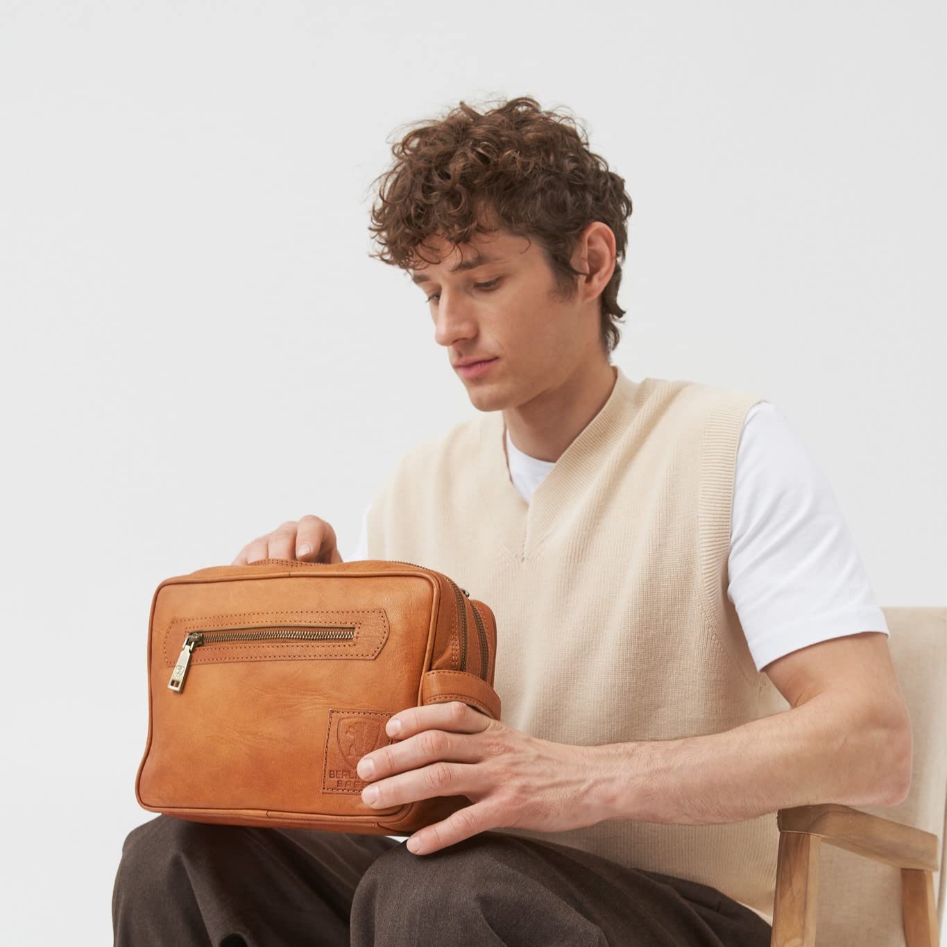 BERLINER BAGS Vintage skórzana kosmetyczka Paul, etui na kosmetyki dla mężczyzn i kobiet na podróż - brązowa, 2 przegródki, 11" x 7.5" x 3.9", Vintage