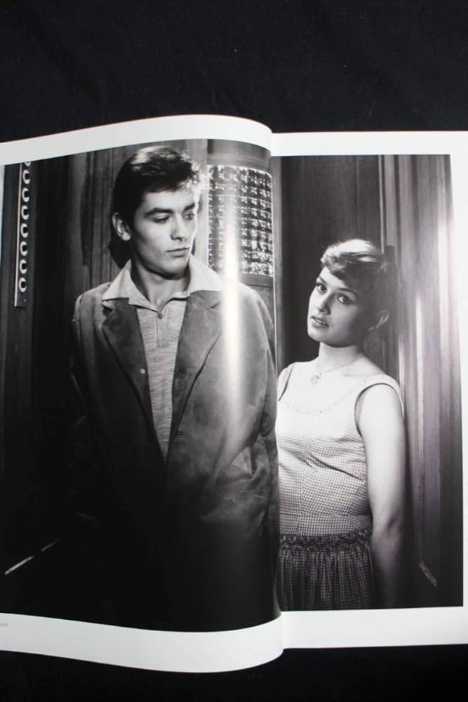 アラン・ドロン　カタログ Yahoo!オークション - アラン・ドロン カタログ 講談社 ロミー