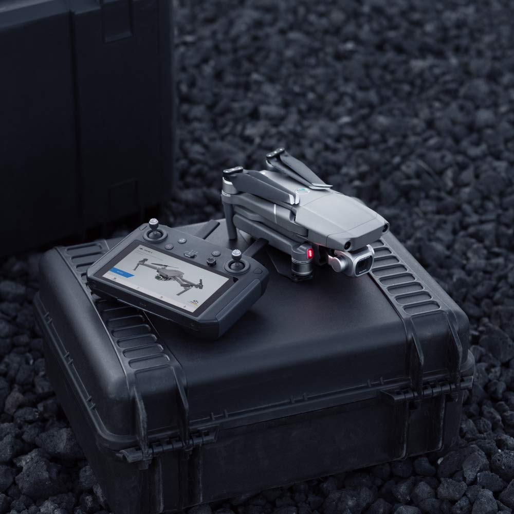DJI Mavic 2 Pro Drone Smart Controller Drone con Cámara Hasselblad L1D-20c, Vídeo HDR 10 bits, Sensor CMOS de 1” y 20 MP, Smart Controller con Monitor 5.5" Ultra-brillante 1080p