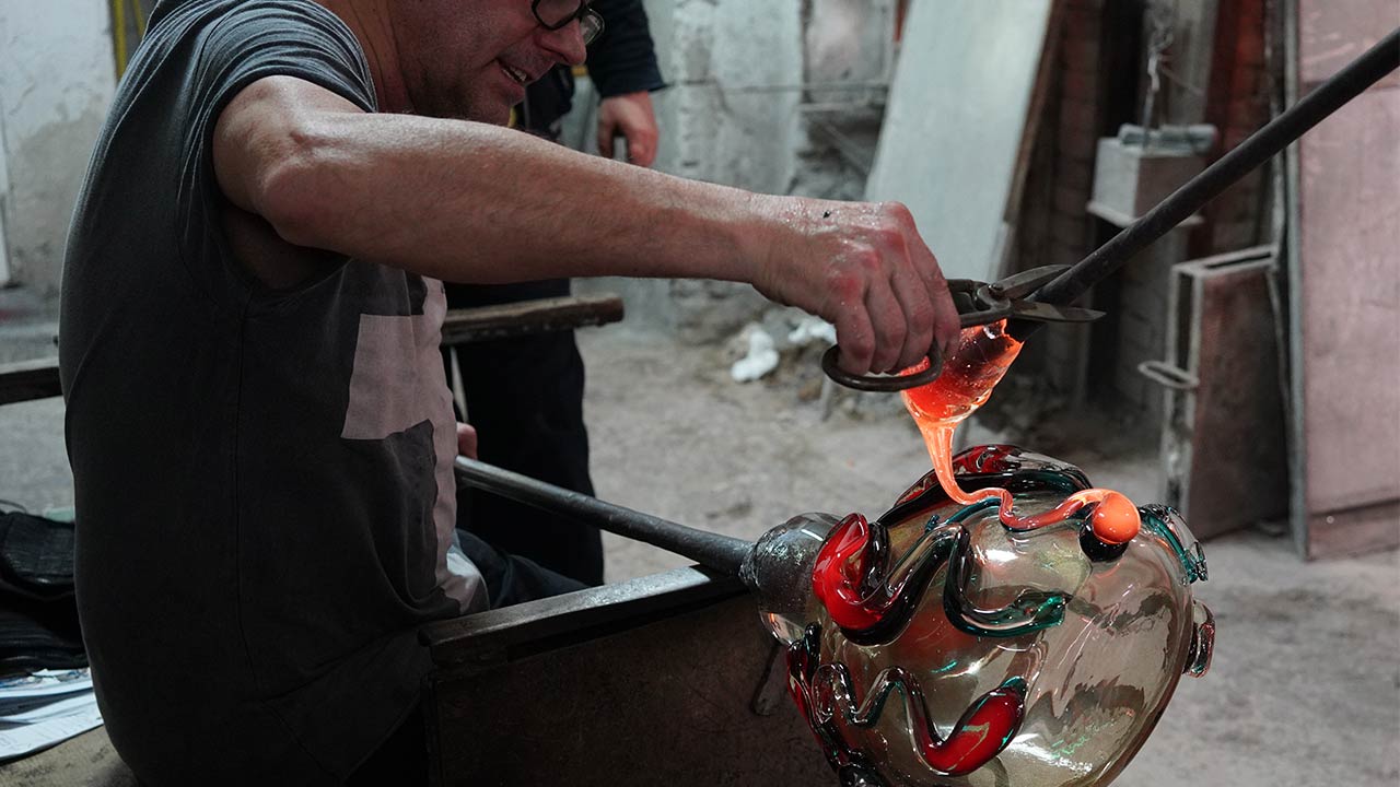 Glass Of Venice Murano Glass Millefiori Cat Sculpture : Amazon.ca