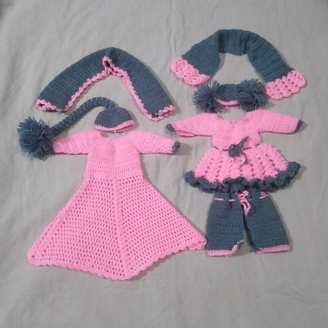 DAU JI DAMODAR LATEST DESIGNED NEW YEAR SPECIAL WOOLEN DRESS FOR YUGAL JODI BHAGWAN JI RADHA KRISHNA (Pink&Grey)(set of 01 dress of Krishna ji and 01 dress of Radha ji) (For 12 inch Murti)