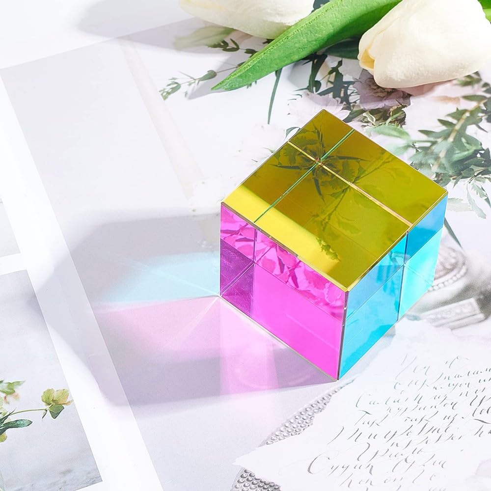 BLUEZY Farbwürfel Mixing Color Cube 50mm Glas Prisma Spezial Würfel RGB Dispersion Prisma Prisma Kristall Würfel für Prisma Licht wechselnde Würfel für Spielzeug, Science Learning Cube 5 * 5cm