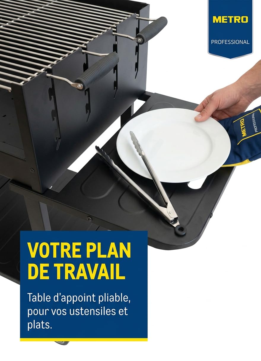 METRO Professional Barbecue DELUXE au charbon de bois sur roulettes, 137 x 68 x 94 cm, housse de protection et tablette, acier/inox, noir