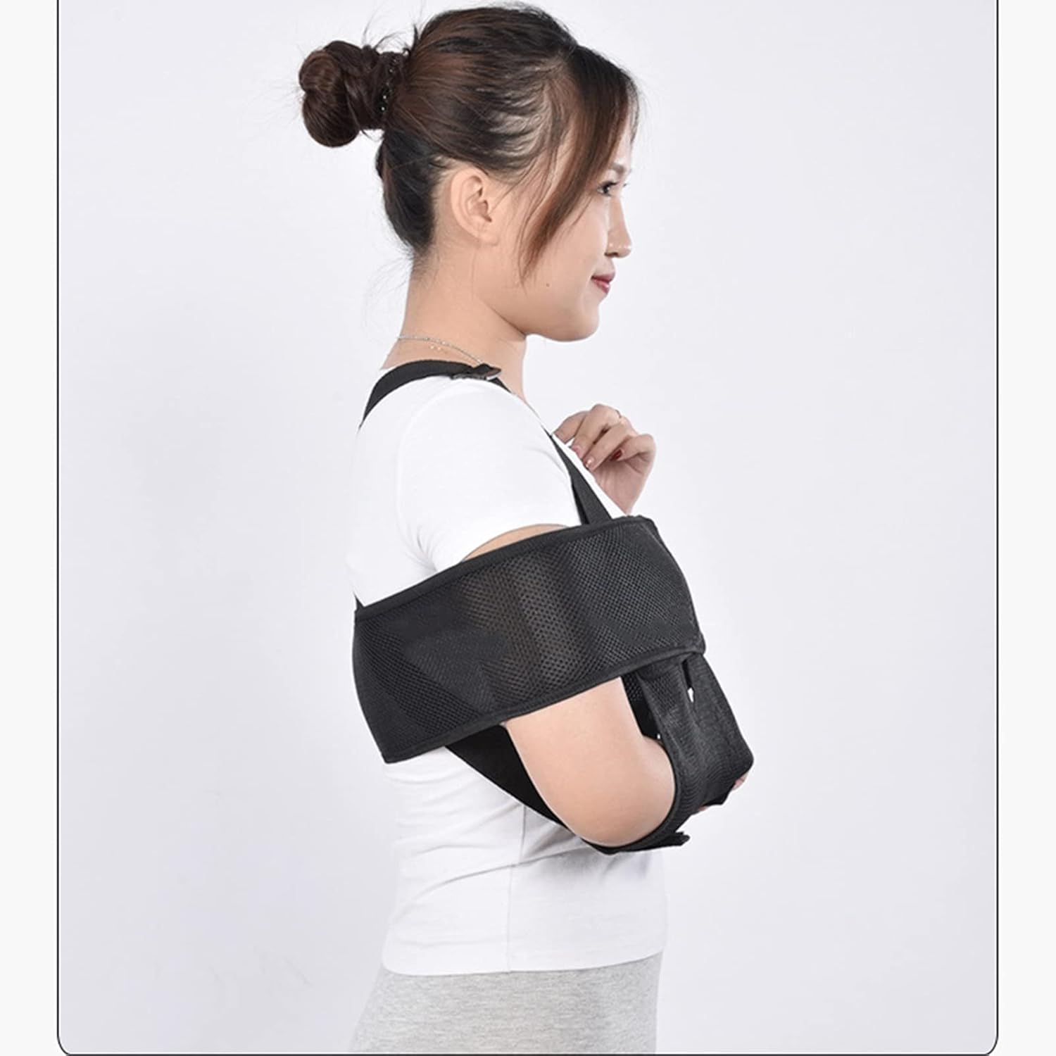 Medical Arm Sling Shoulder Immobilizer, Adjustable Rotator Cuff for Dislocation, Sprain, Strain for Mend Women - Fits Left and Right Hand - Extra Immobilizer Band Provides