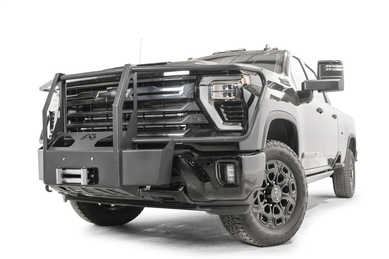 Fab Fours - CH24-N6170-1 - WINCH MOUNT