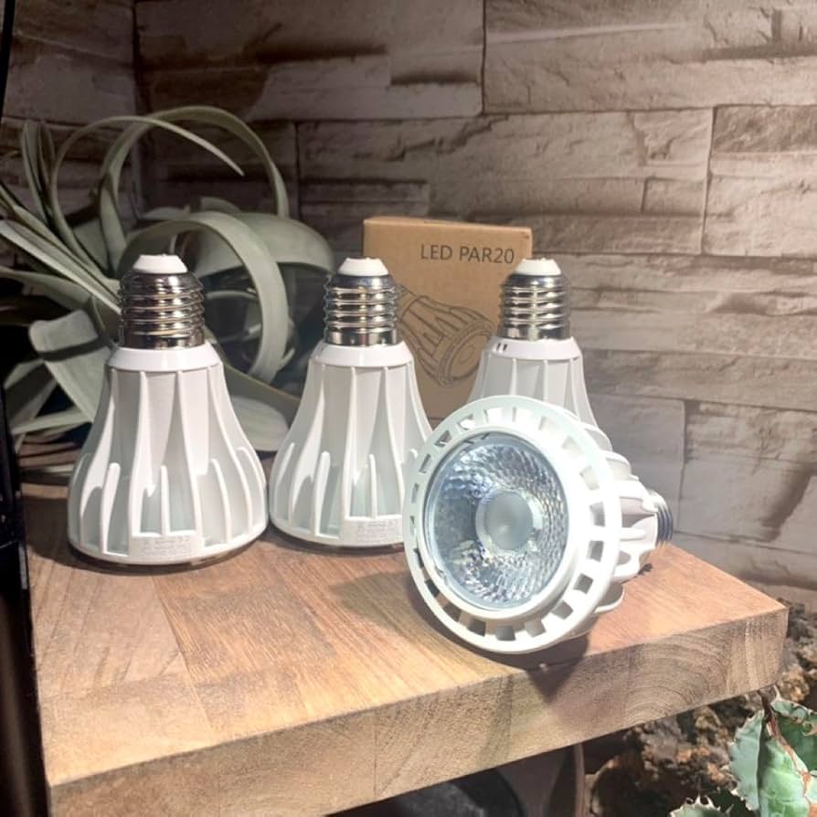 Amazon.co.jp: 15W植物育成ライトGrowLight PAR20 6000K 4個 : DIY