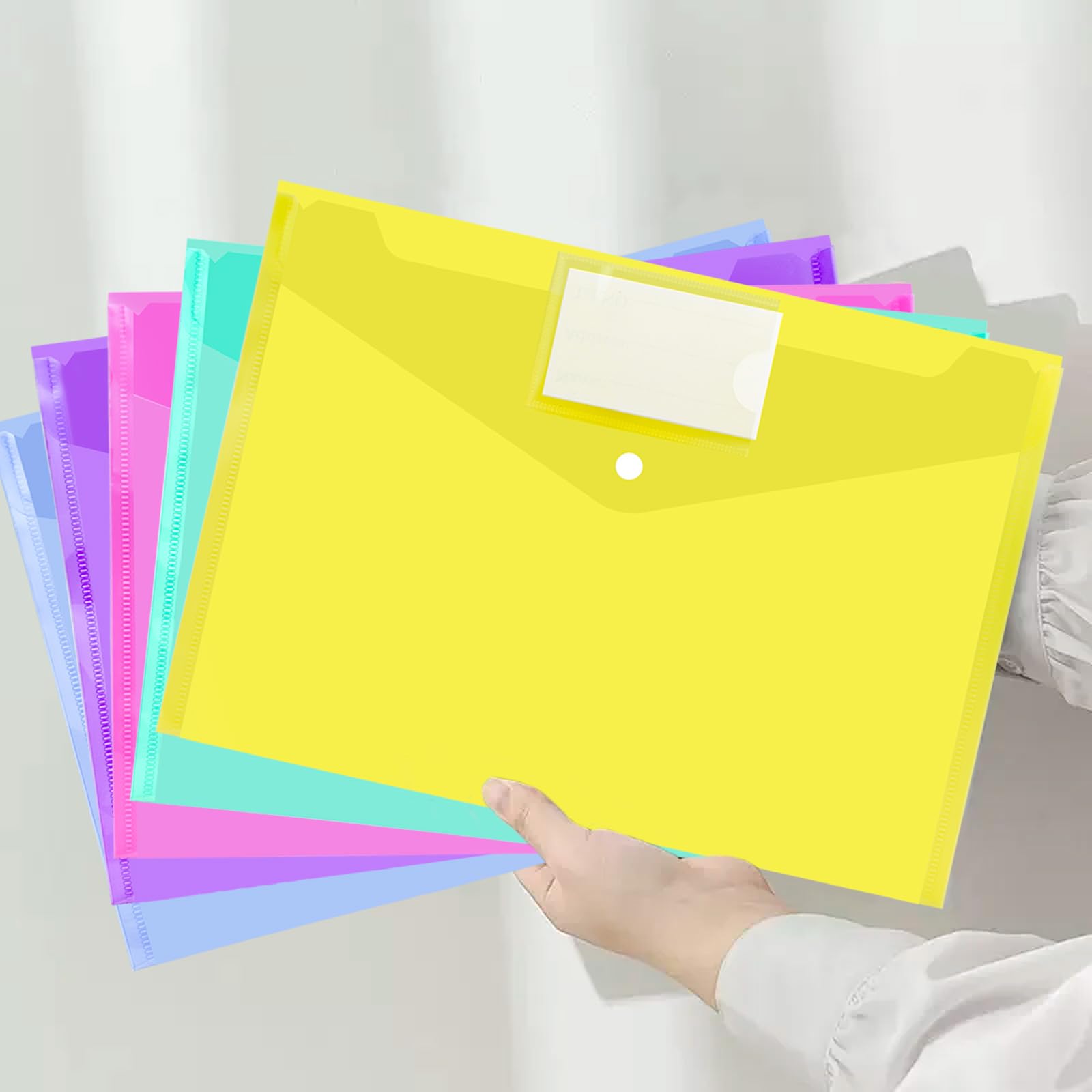 VANRA Confezione da 24 buste in plastica trasparente, con bottone a pressione e tasca per etichette, per ufficio e scuola, formato A4, 6 colori