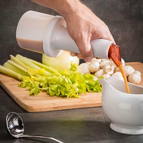 Miniatura 3 de Restaurantware Botella de plástico de 0.5 cuartos de galón de almacenamiento - con boquilla marrón y tapa - Botella de almacenamiento de barra - 3