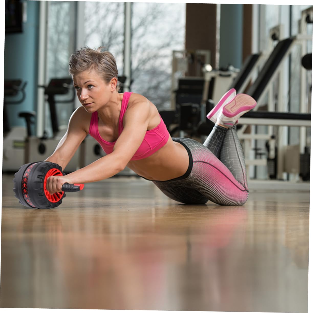 GALPADA Automatic Rebound Abdominal Exercise Roller with Anti-Skid Rubber Wheel Fitness Equipment for Core Strength Training Includes Knee Pad for Home Workout