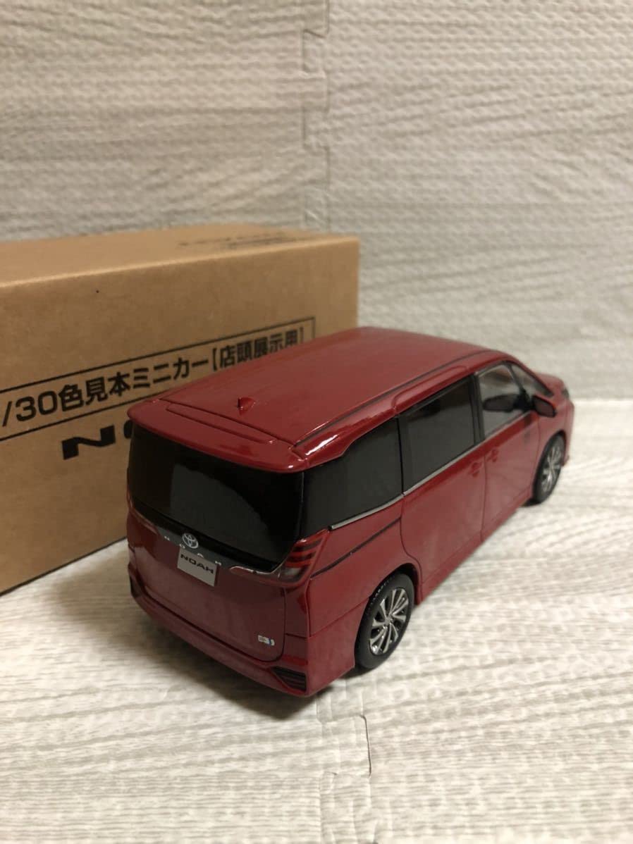Amazon | 1/30 ミニカー 新型ノア S-Z カラーサンプル ミニカー非売品 