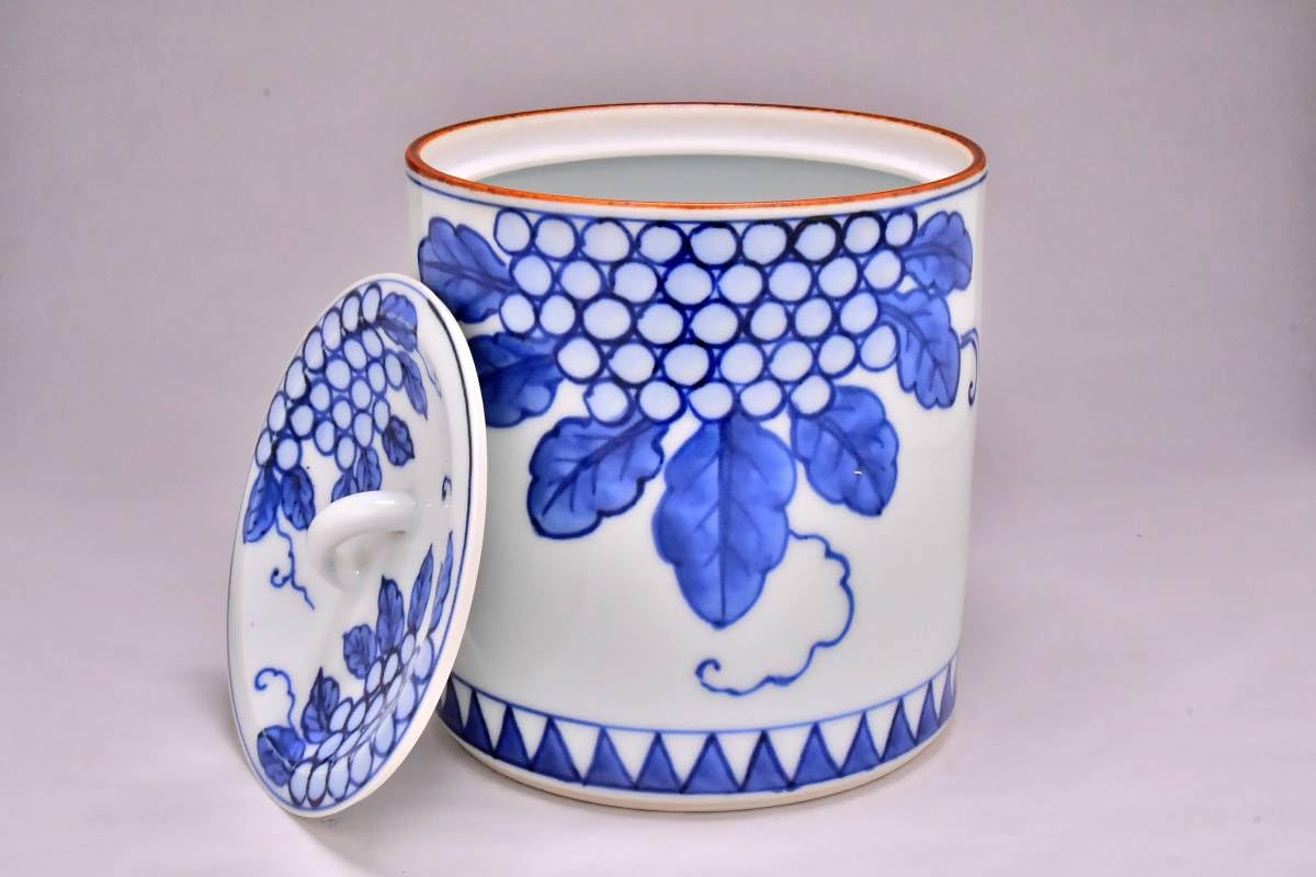 染付　ぶどう絵紋有り　2枚セット Amazon.co.jp: 水指 染付 葡萄 加藤和峰 展示品 : ホーム＆キッチン