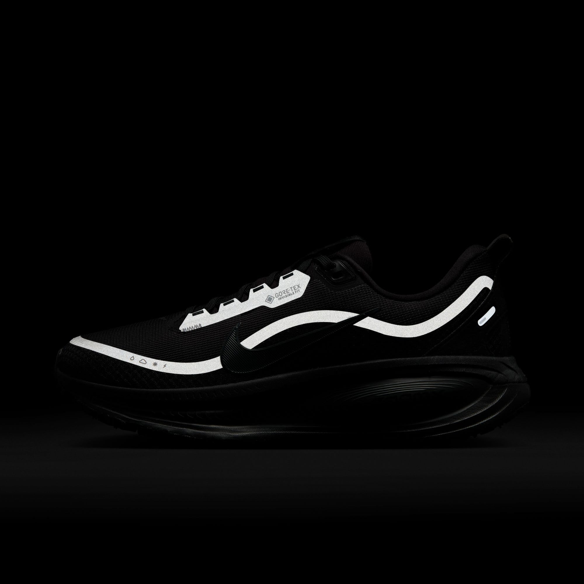Nike Vomero 18 Gore-Tex HQ7002 - Zapatillas de Correr Impermeables para Mujer, con Detalles Reflectantes, Negro Antracita, 38.5 EU