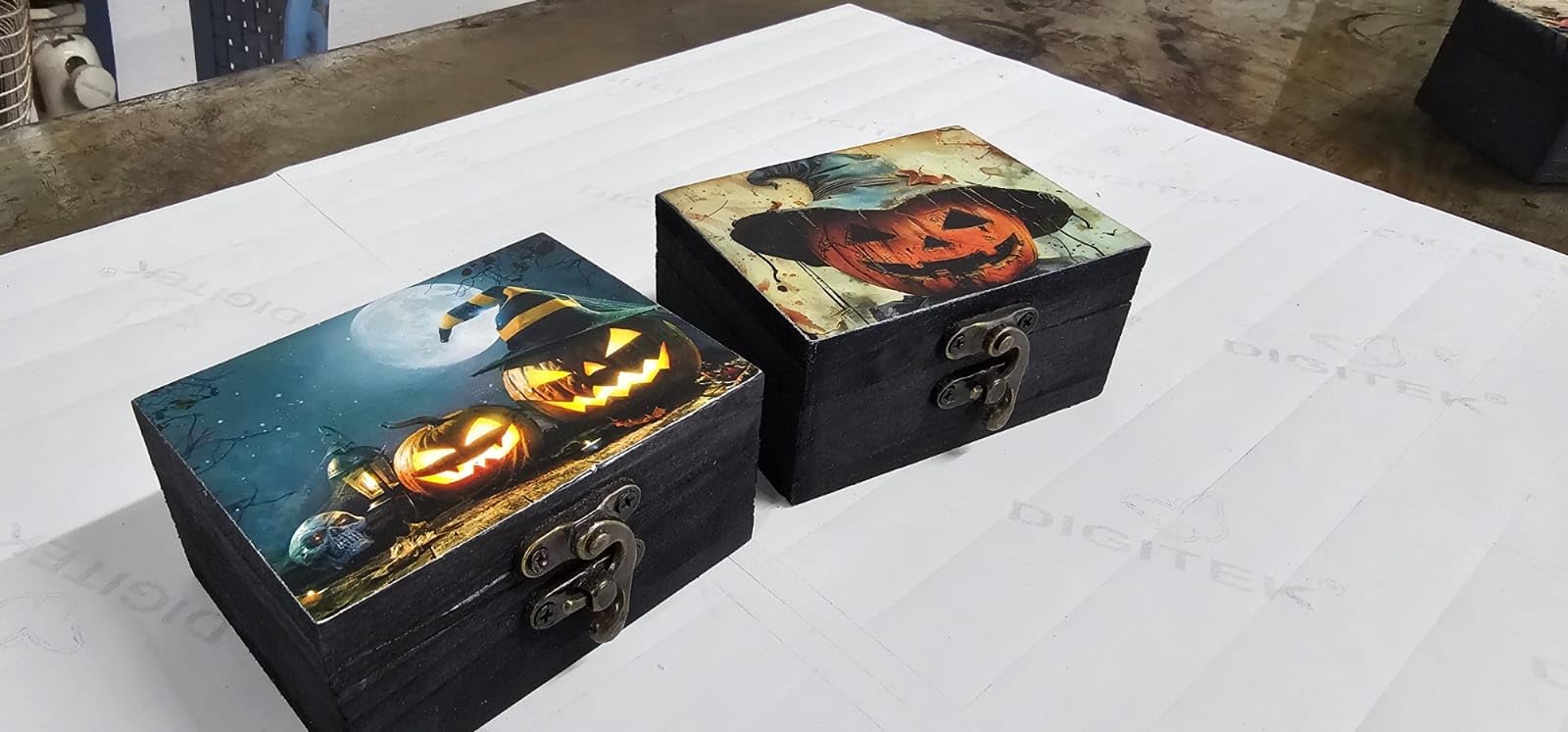 RK CollectionsHalloween Trinket Keepsake Box for Home decor | Pumpkin & Halloween Lovers Jewelry Box | Storage Box For Girls Women Gift | 3.75"x3"x2" (3HWS)