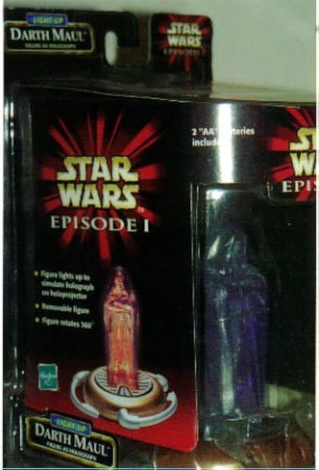 Amazon.com: Star Wars: Episode 1 Deluxe > Holographic Light-Up