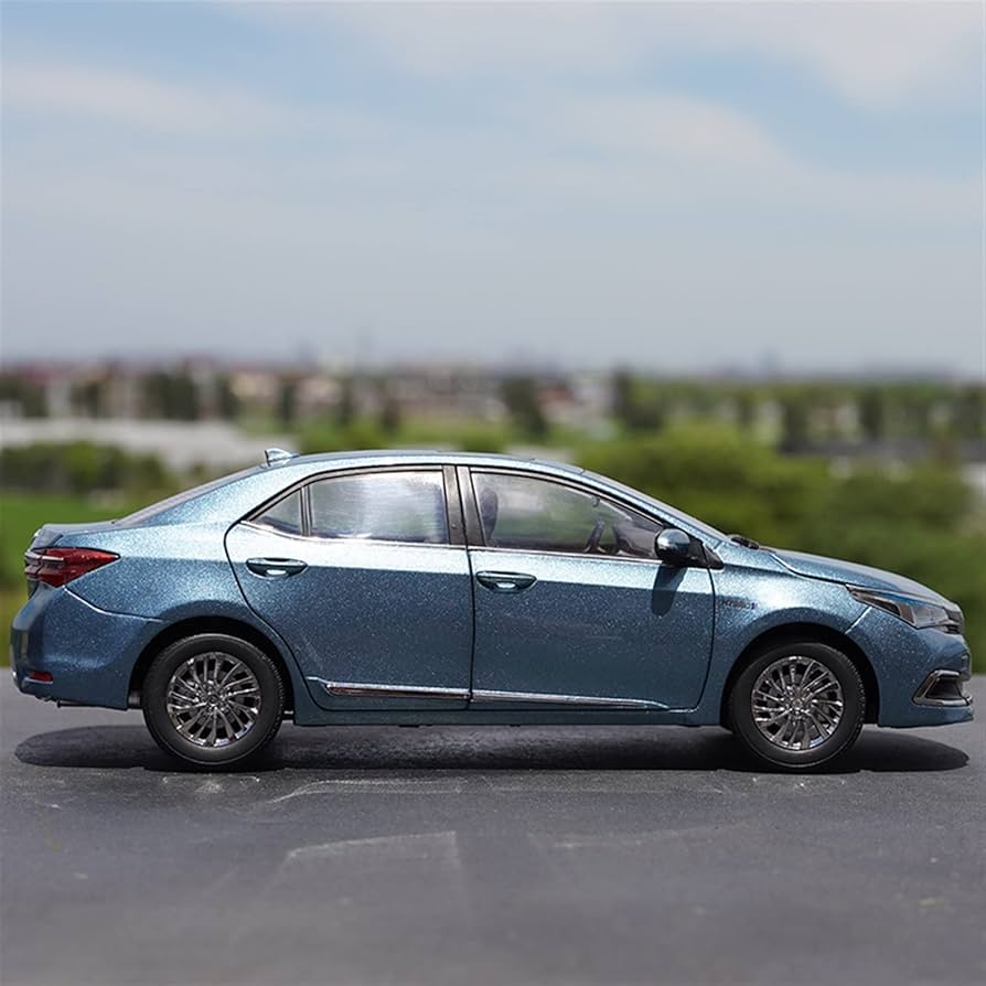 トヨタ カローラ　1/18 カストロール Amazon.co.jp: ミニカー スケールモデルカー 1:18 合金トヨタ