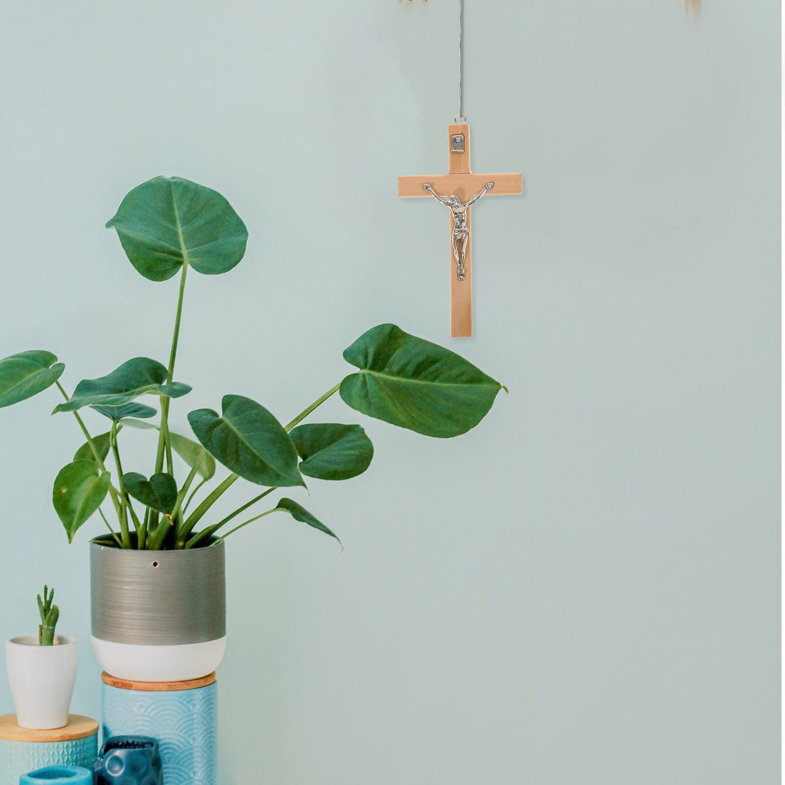 Croix Murale Chrétienne en Bois avec Crucifix de Jésus en Alliage de Zinc – Décoration Murale Catholique Forme Croix
