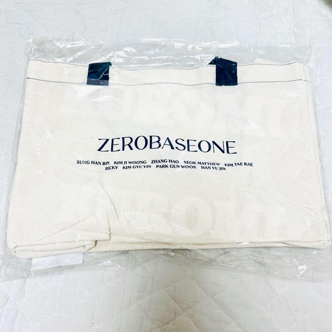 ZEROBASEONE ファンコンホワイトバッグ zb1 ZEROBASEONE FAN-CON IN JAPAN トートバッグ - メルカリ