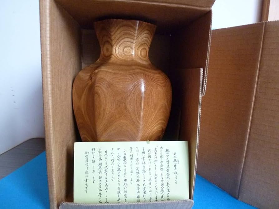 Amazon.co.jp: 銘木 北海花瓶槐4号B高風作 中筒（銅）付き 工芸