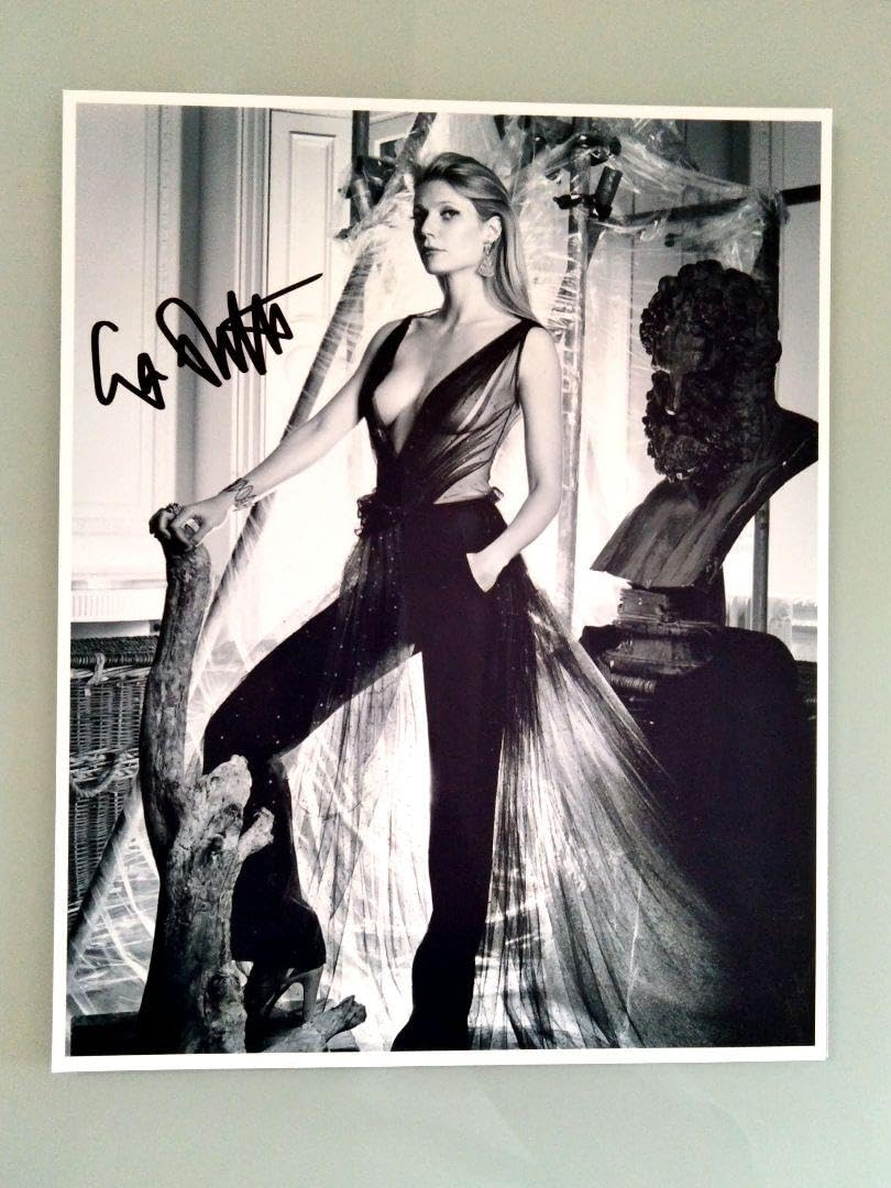 グウィネス・パルトロー直筆サイン入り超大型写真…大いなる遺産… グウィネス・パルトロー直筆サイン入り超大型写真…大いなる遺産