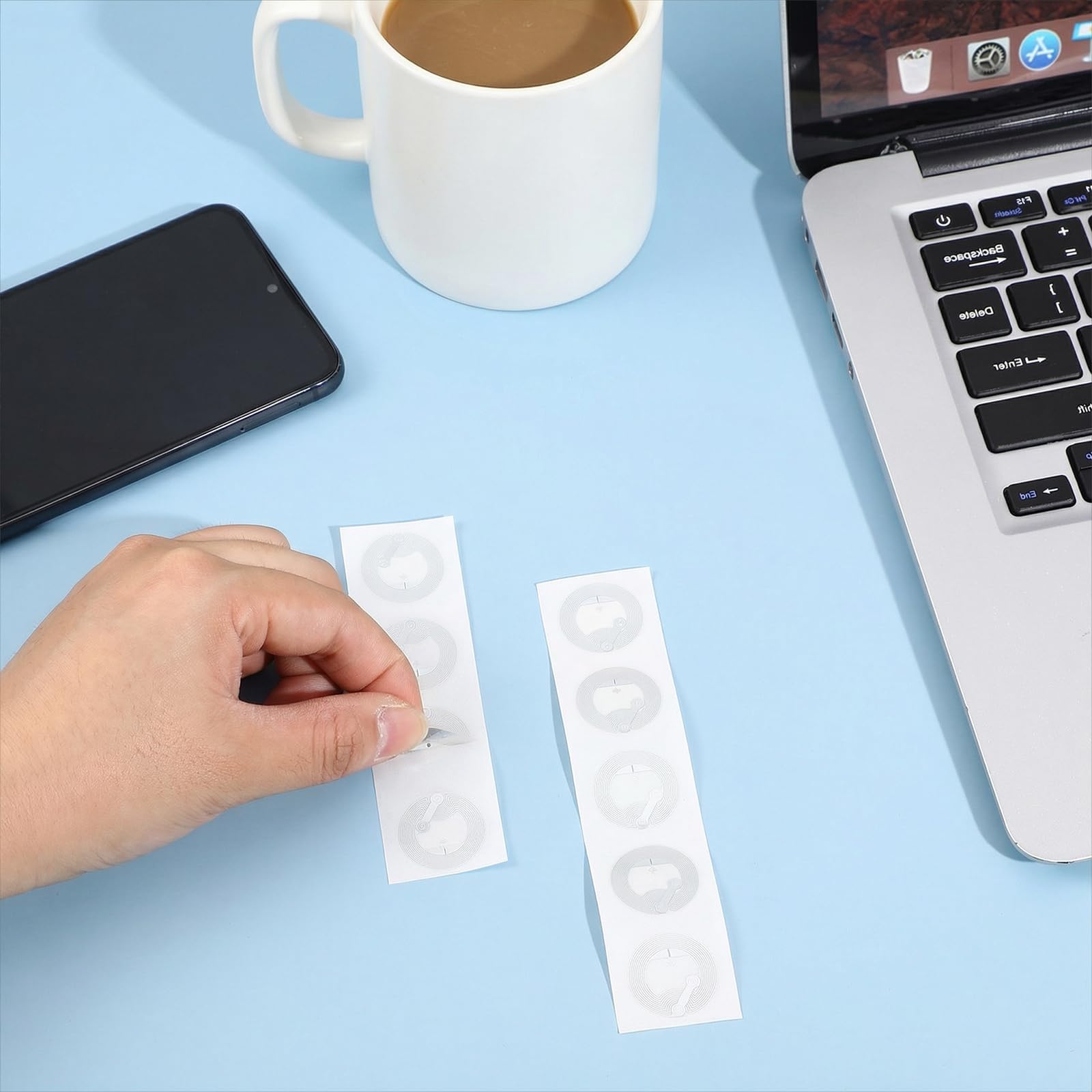 200 etichette NFC adesive Ntag215 Adesivi NFC programmabili 504 byte Etichette adesive per memoria riscrivibili RFID Tag compatibili con smartphone e dispositivi abilitati NFC
