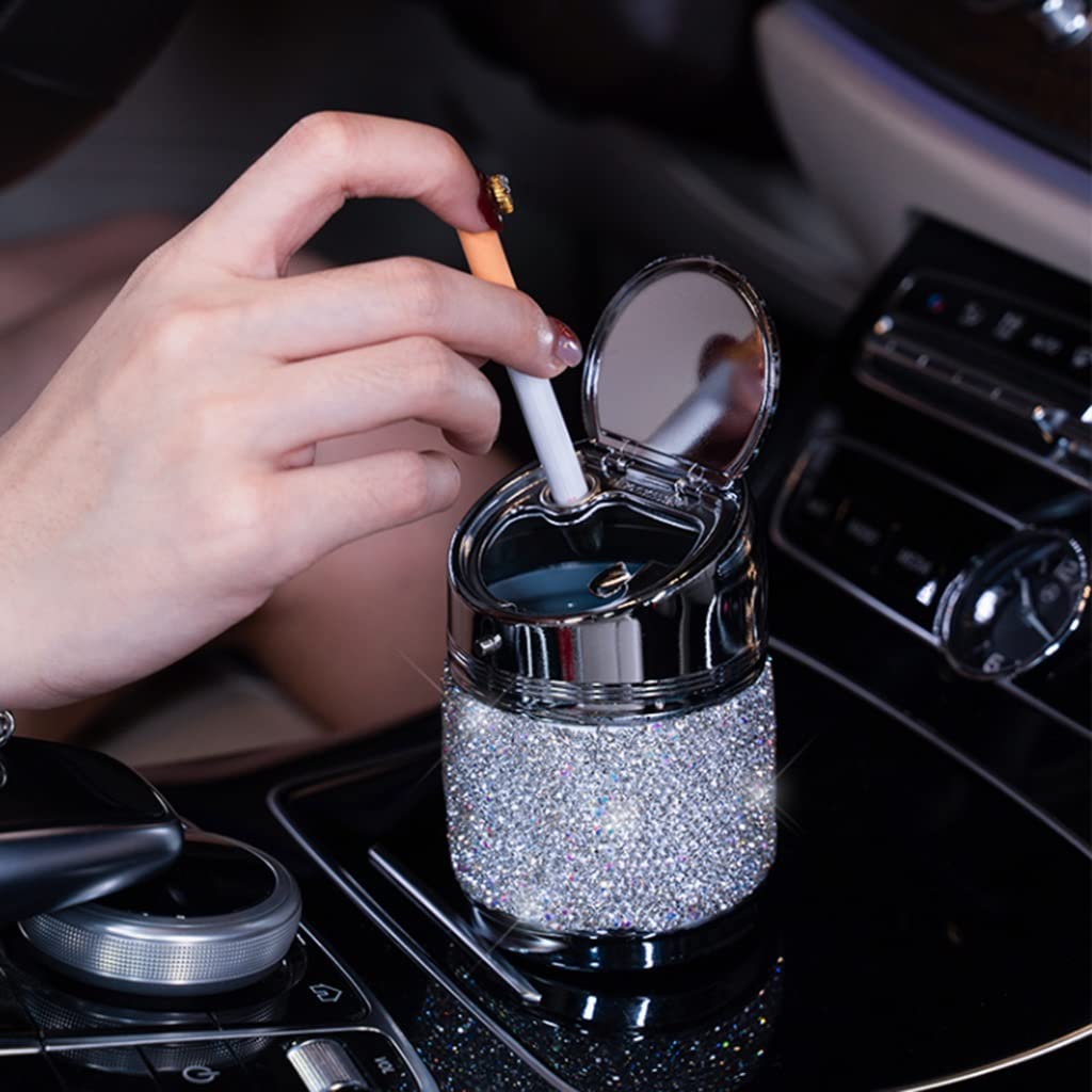 Przenośna popielniczka samochodowa Bling Crystal Bezdymny stojak Cylindryczny uchwyt na kubek, popielniczka z pokrywką Stop aluminium do domu Na zewnątrz Na zewnątrz (Kolor: biały)