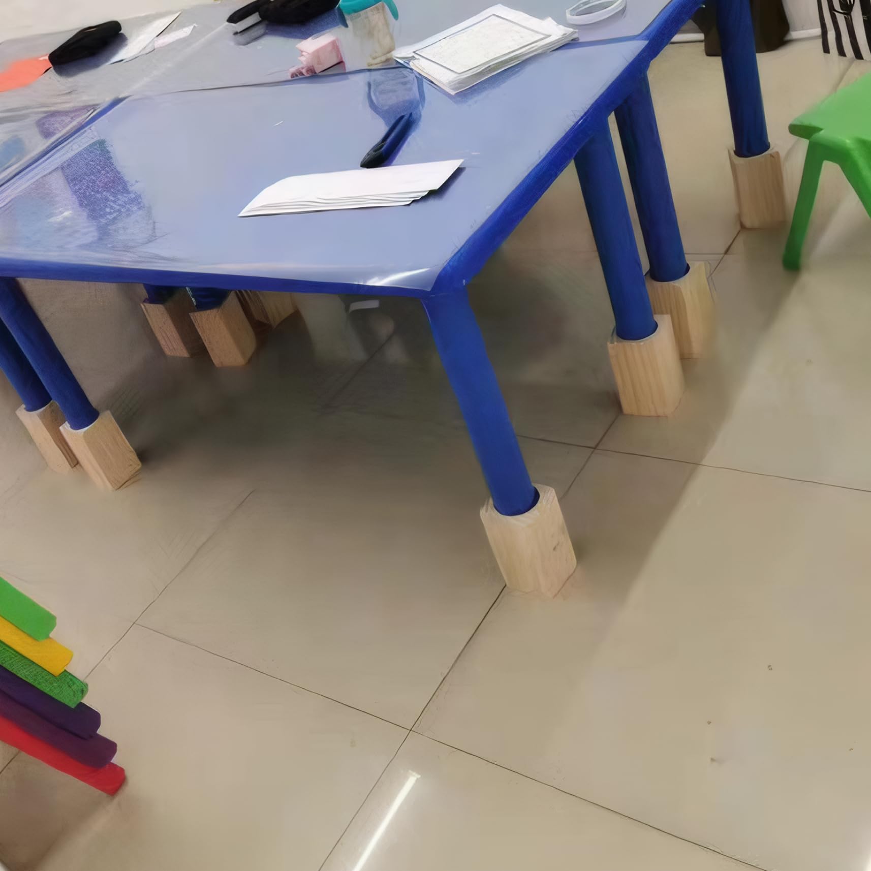 4 elevadores de cama de madera de 4 pulgadas con 2 recortes redondos, multifuncionales, elevadores de sofá para mayor almacenamiento y comodidad