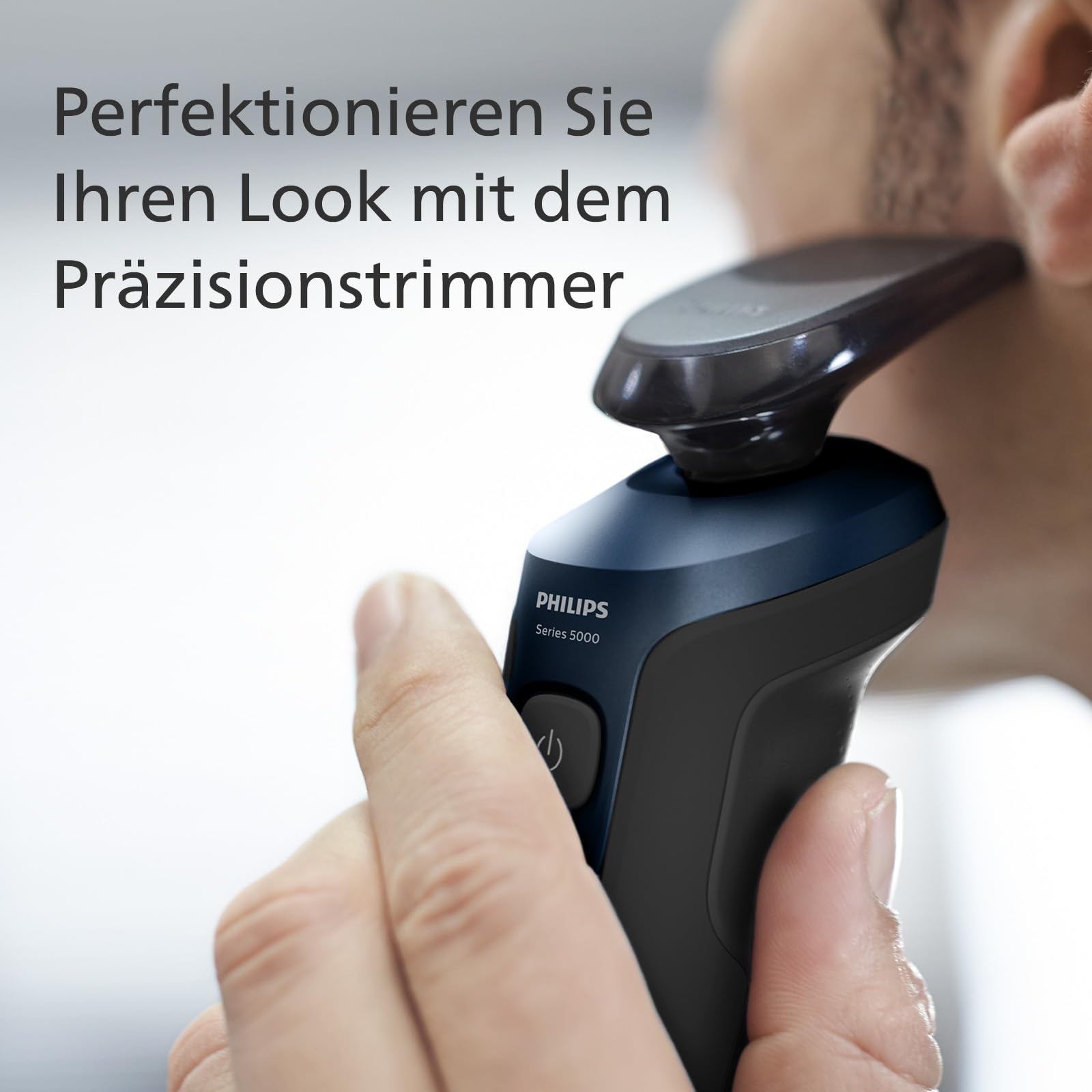 Philips Shaver 5000 – Elektrischer Rasierer für Herren: Nass- und Trockenrasur in Metallic-Blau mit Präzisionstrimmer & weicher Transporttasche (Modell S5465/18)