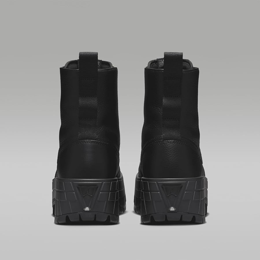 [NIKE]★Women's Air Jordan 1 Brooklyn Boots★Black Air Jordan 1 Brooklyn Women's Boots. Nike.com