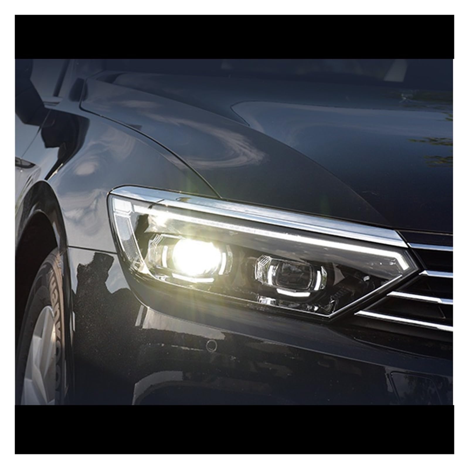 Faro Anteriore per VW Passat B8 2017-2019, Gruppo Ottico Anteriore per Auto, Guida a Destra, con Strumenti e Accessori in evidenza (anabbaglianti e abbaglianti).