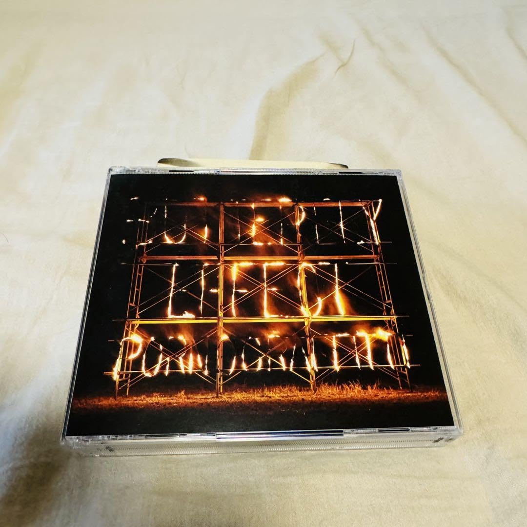 新品未開封　ポルノグラフィティBUTTERFLY EFFECT BIGパーカー ポルノグラフィティ BUTTERFLY EFFECT パーカー グッズ - メルカリ