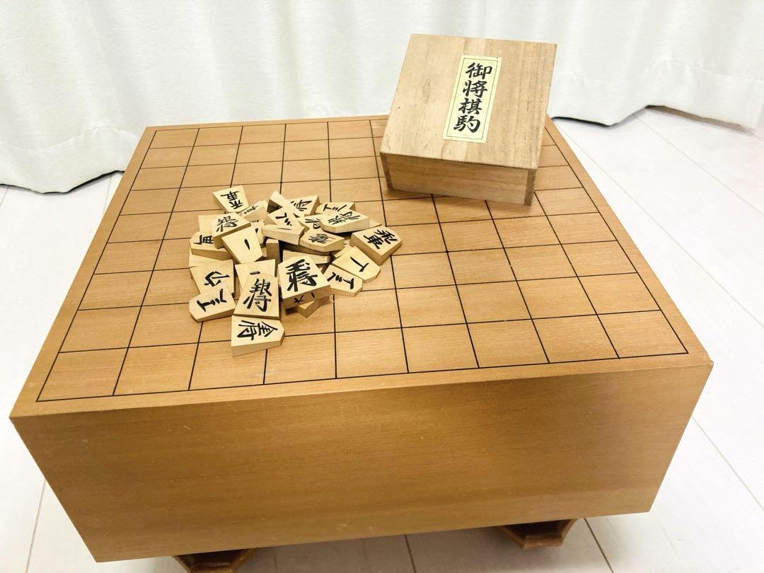 Amazon | 将棋盤 駒 セット 蓋つき ヘソあり 厚み5寸 | 将棋 Amazon | 将棋盤 駒 セット 蓋つき ヘソあり 厚み5寸 | 将棋