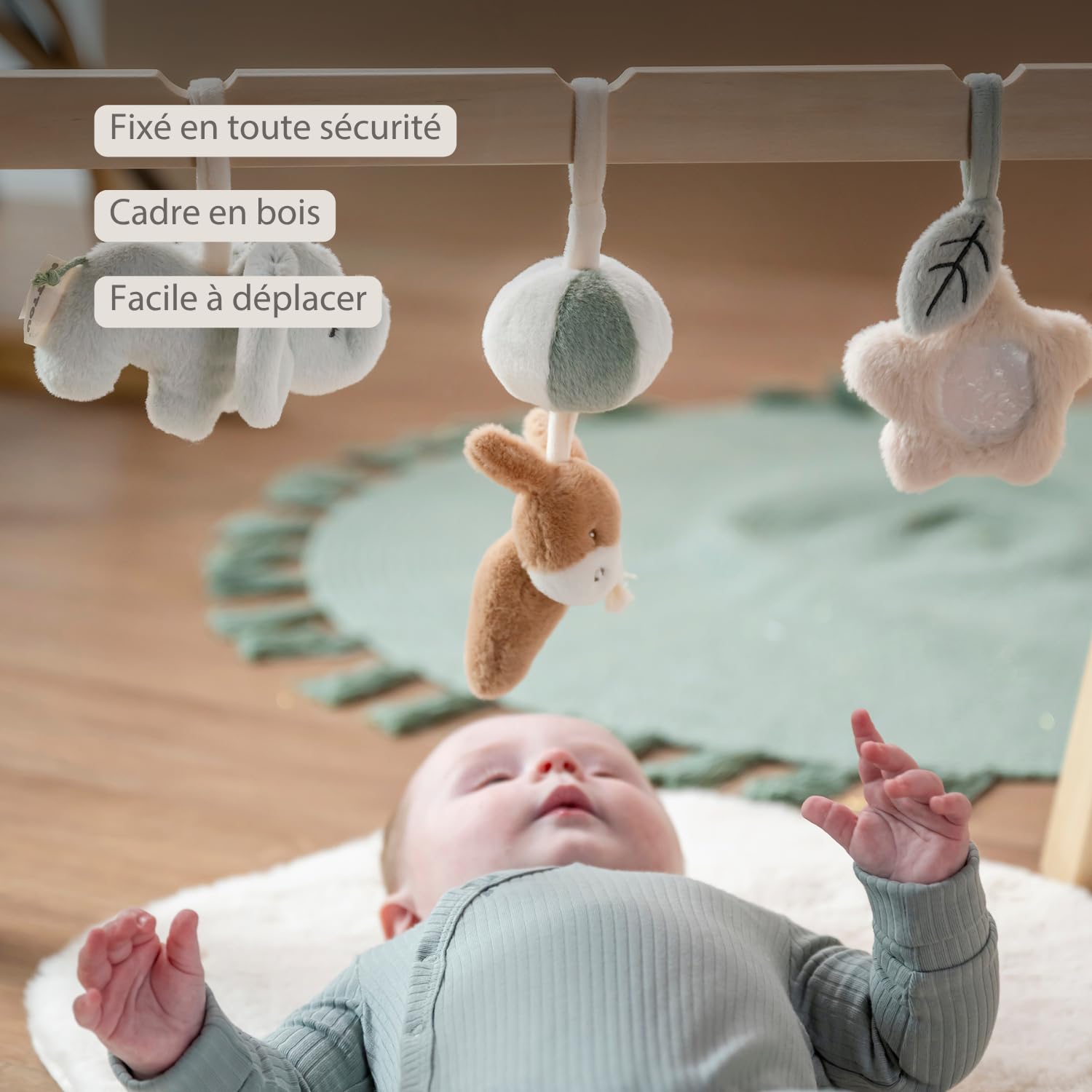 Nattou LouLou Montessori Zabawka Bow Baby - Łuk do aktywności z drewna - Rozwój sensoryczny i motoryczny u niemowląt - 60 x 50 x 47 cm - Miękkie kolory - Zielony - Beżowy - Ecru