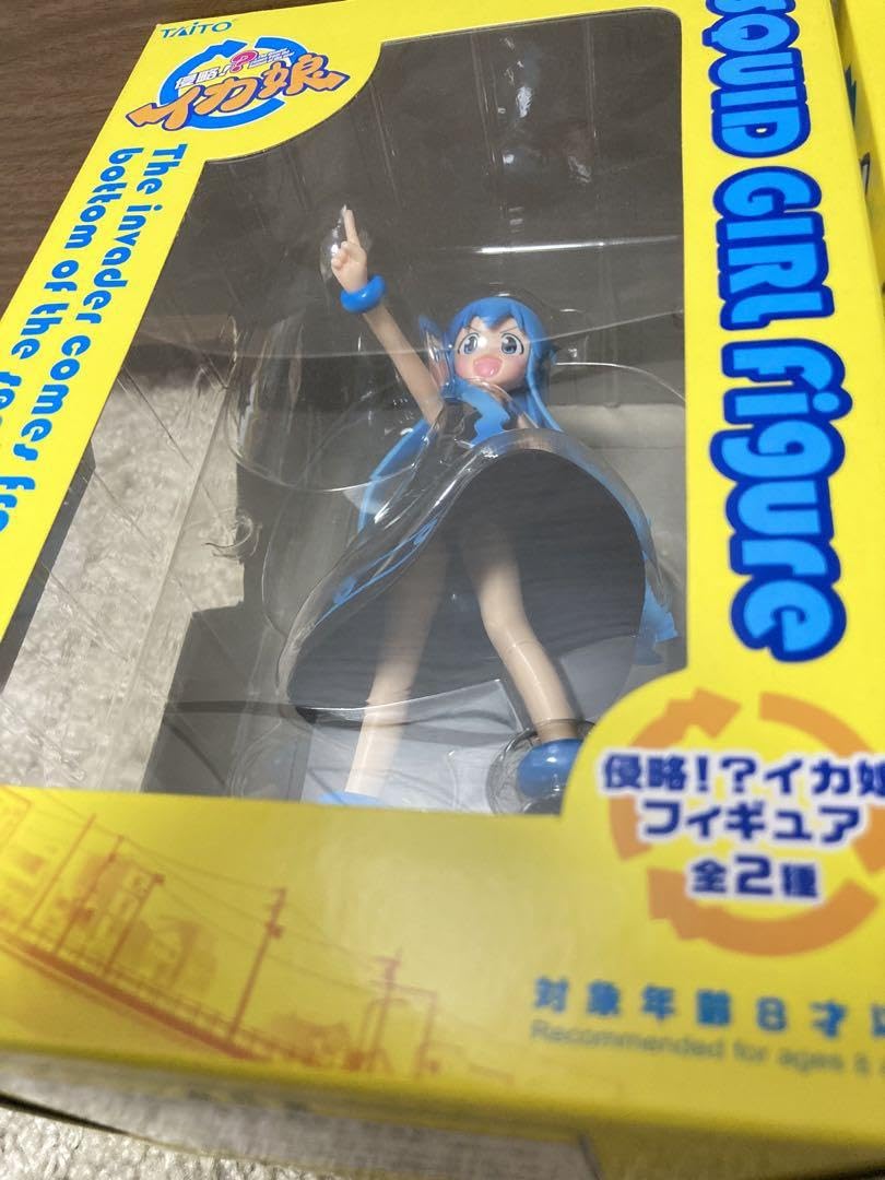 Amazon.co.jp: 侵略!?イカ娘 通常ver. 黒イカ娘ver. フィギュア全2種