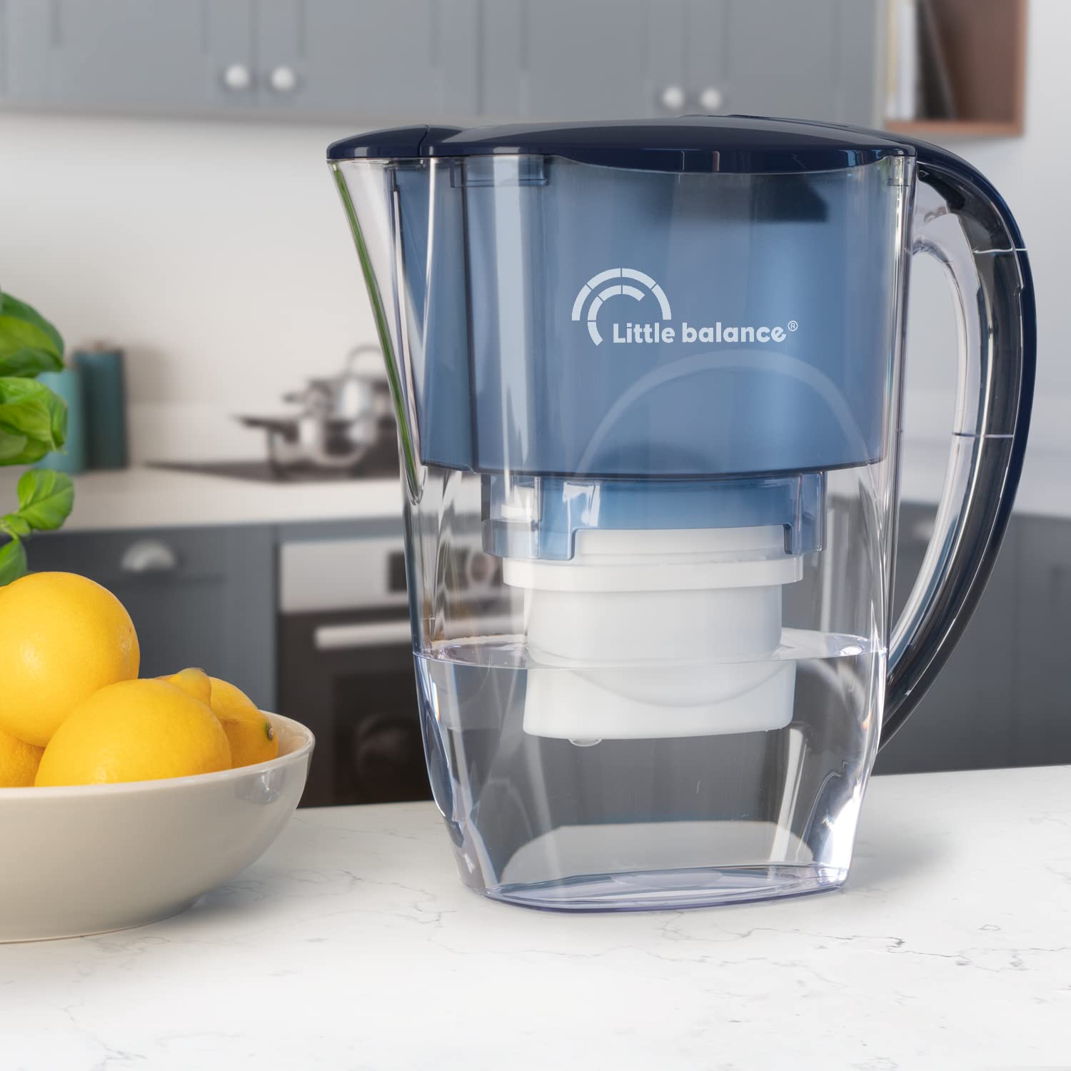 LITTLE BALANCE 8593 Caraffa filtrante oceano + 1 filtro, riduce microplastiche, cloro, calcare e altre impurità, 2,8 l, flusso ultra veloce, plastica senza BPA, blu