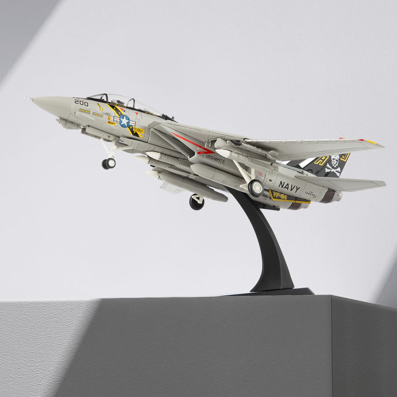 Sky Trek 1/100 Fighter Jet Model F-14A Tomcat diecast Military Airplanes Aircraft kit for Collection and Display