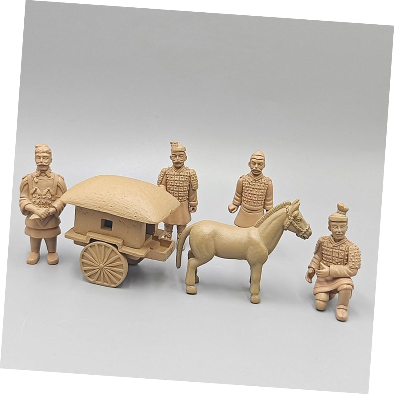 Amazon.co.jp: BATHVEVE 6個兵馬俑模型 ミニ馬車付き 手作り戦士像