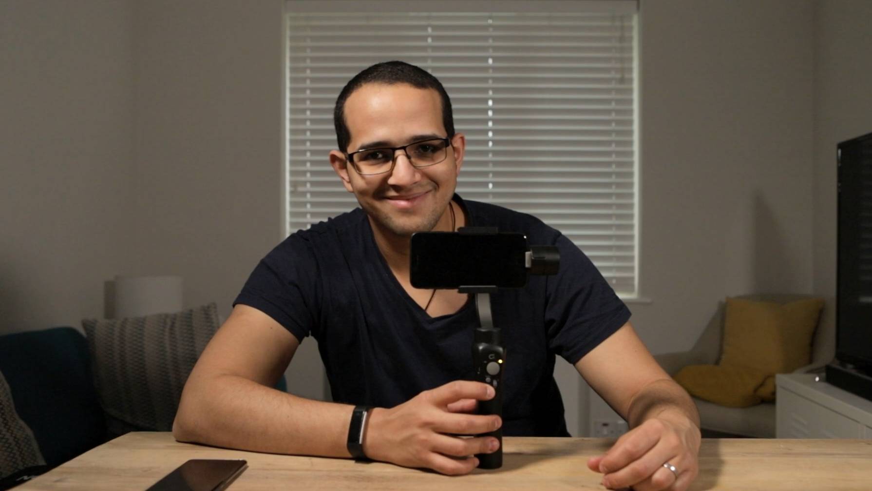 Amazon.com: CINEPEER - Gimbal de teléfono, estabilizador de cardán