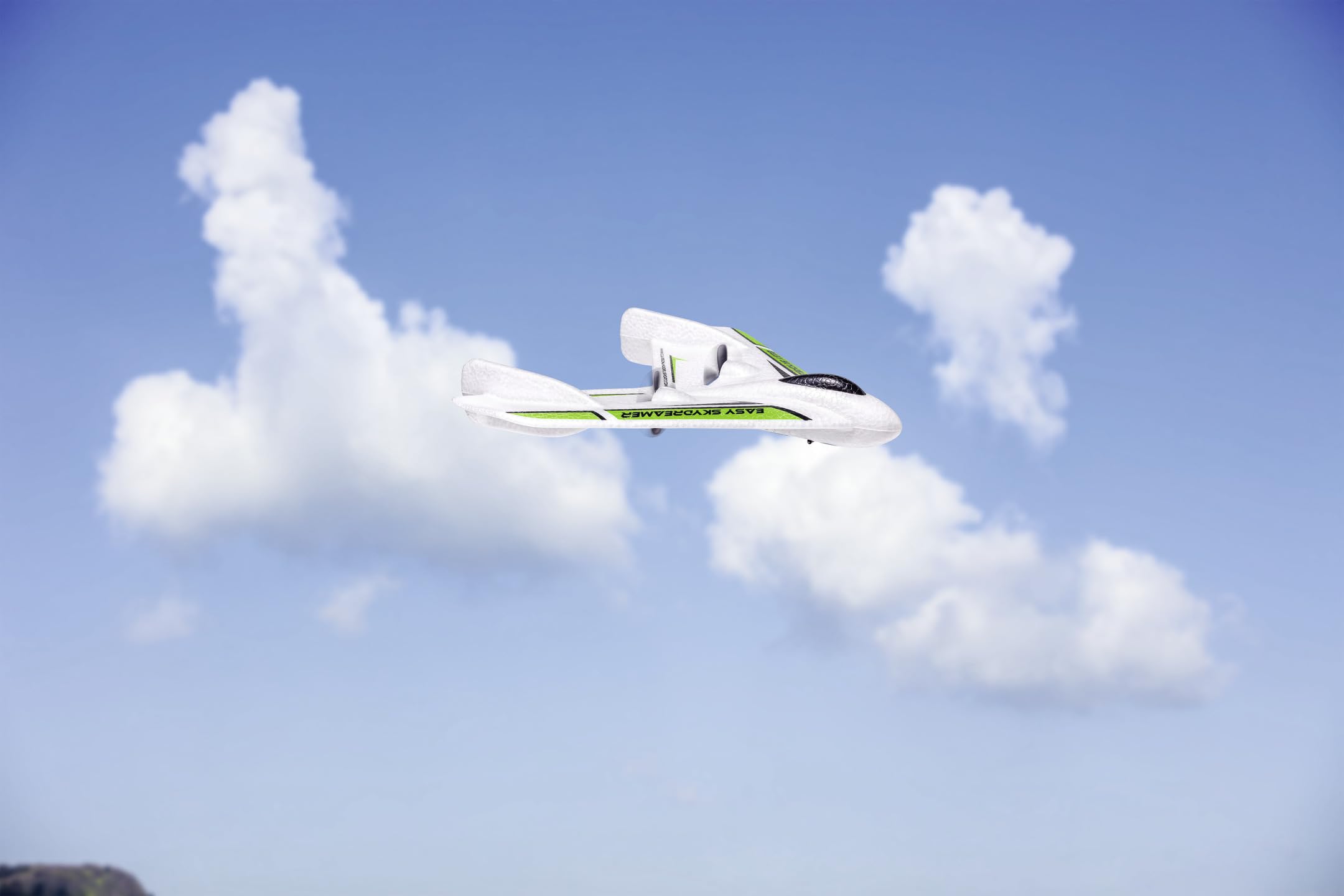 Carson 500505035 Easy Skydreamer 2,4 G 100% RTF Vert – aéromodèle télécommandé, Avion RC, modèle Robuste RTF (Ready to Fly) pour débutants, avec Piles et télécommande
