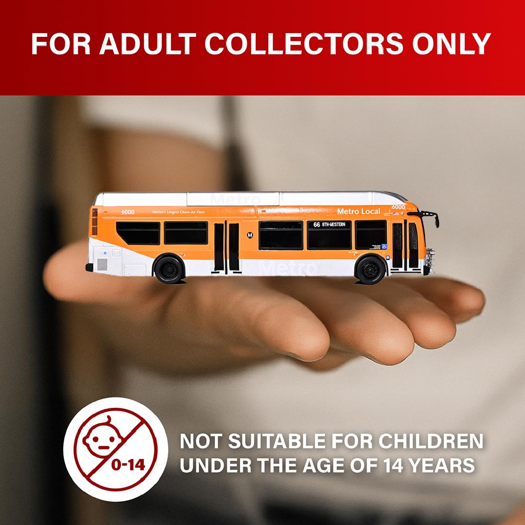 Amazon.com: Iconic Replicas NFI Xcelsior XN40 Transit Bus: Los