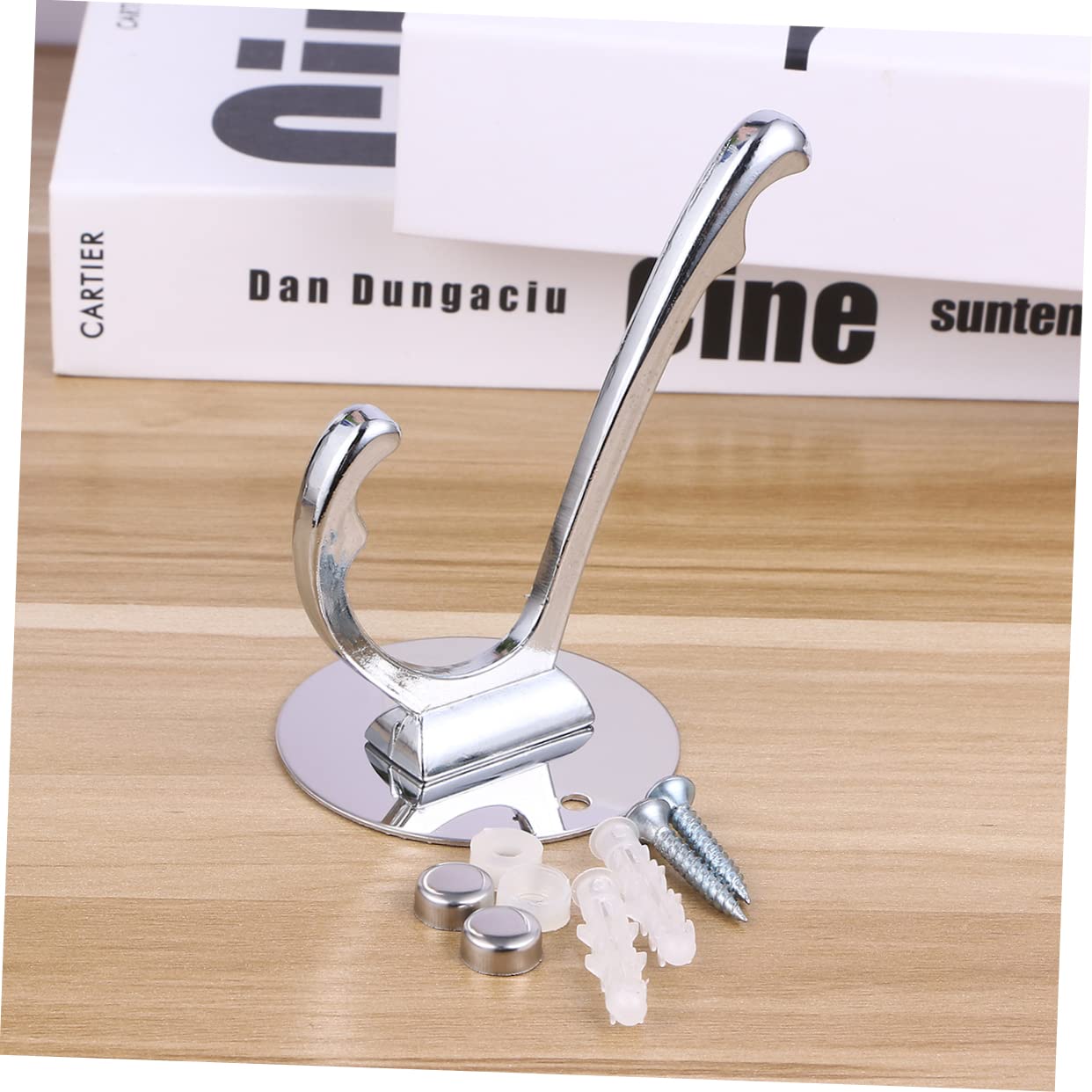 VASDEV 4pcs Stick on Hooks Perchas para Toallas Ganchos para Toallas de baño Montado en la Pared Perchero Ganchos montados en la Pared Percha de Metal Percha de Pared Ganchos de Metal GAN