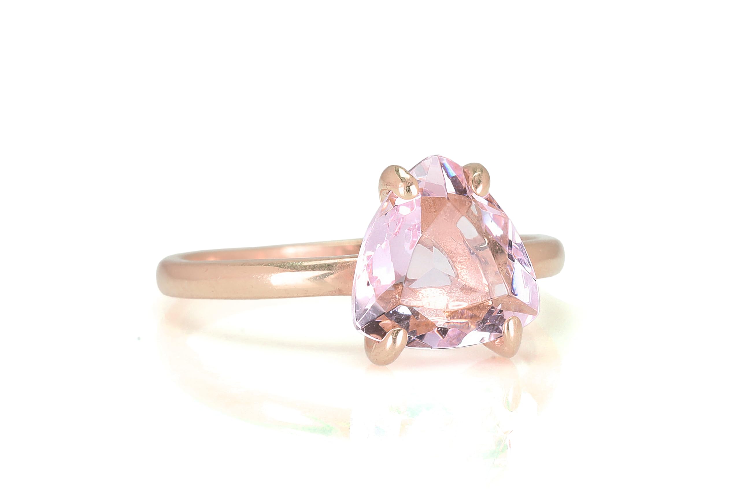 Sofisticado Anillo de Cuarzo Rosa en Oro - Anillos Personalizados de Moda, Anillos de Compromiso, Anillos de Promesa, Anillos de Piedra de Nacimiento, Joyas de Moda Únicas para Mujeres